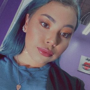 Meet your Posher, Leslie